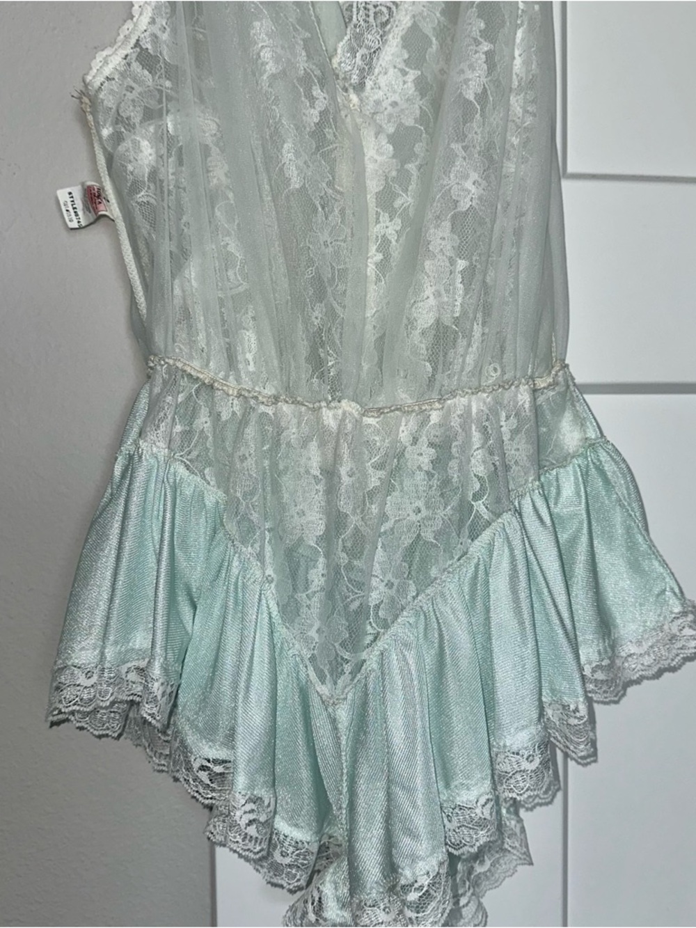 Lace & Satin Deep-V Teddy in Mint Green Tosca Lingerie of California size Small - Picture 7 of 8